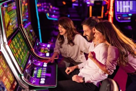 Pengalaman Live Casino dengan dealer asli di paradewa88